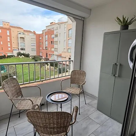 Plages A 190 M, Parking Prive, Belle Vue, Wifi.