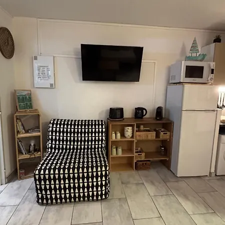 Plages A 190 M, Parking Prive, Belle Vue, Wifi. * Agde